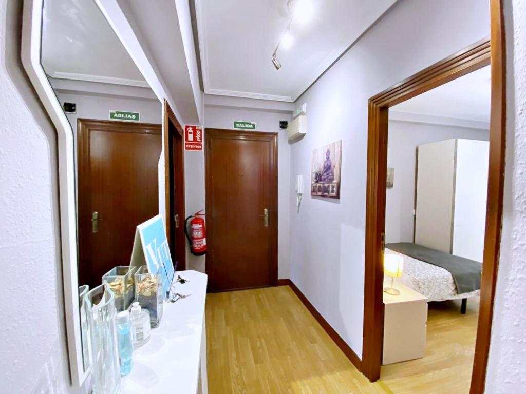 Apartamentos Milan 1 Wifi Y Parking Gratuito Oviedo Eksteriør billede